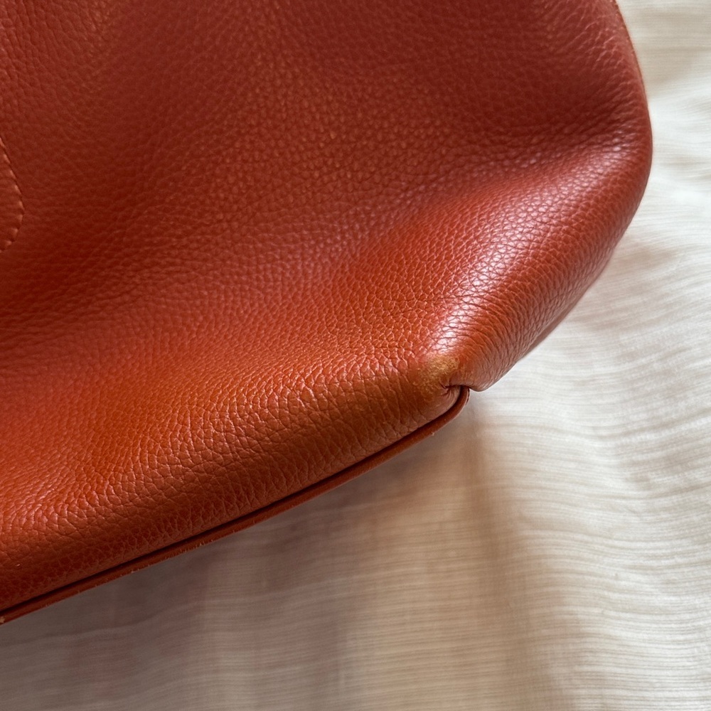 Elegant Brown Leather Longchamp Tote Bag - Picture 9 of 10